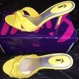 Fiona Margot Yellow High Heel Shoes Size 9 Knotted Bow Yellow Pumps
